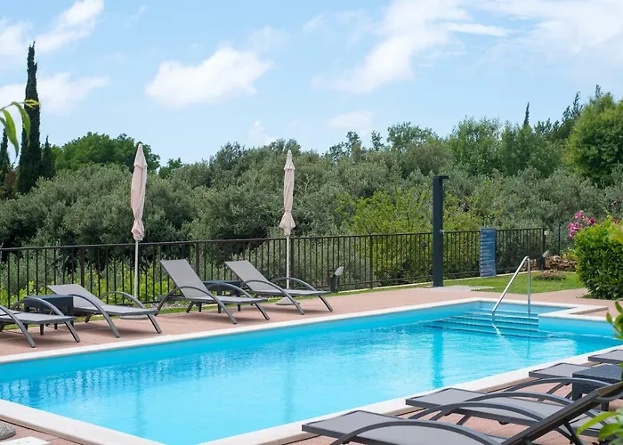 Apartments Tabain